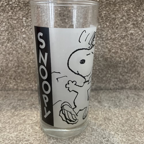 Vintage snoopy peanuts glass - vintage,