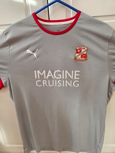 Swindon town shirt - swindon, football