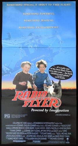 The radio flyer original - radio,
