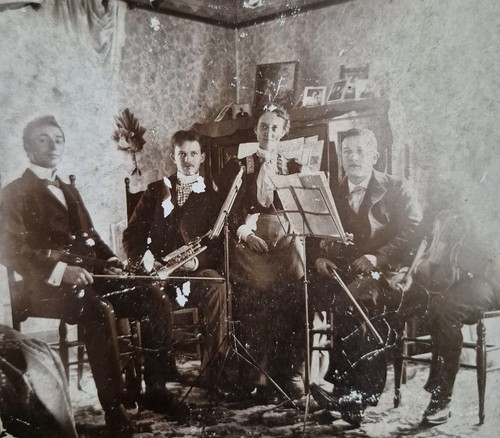 Antique cabinet card photo - card,