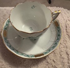 VTG Set of 5 Herend Hungary Apponyi Green Coffee Cups & Saucers Osier Shape Gold