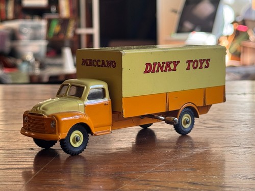 Dinky toys 930 bedford pallet - dinky,