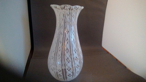 Very unique antique clear - very,