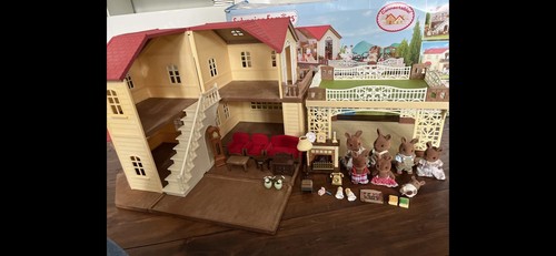 Sylvanian families maple manor - families,