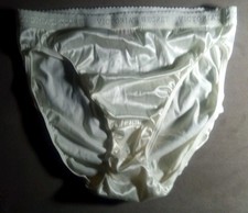 Large Vintage Victoria's