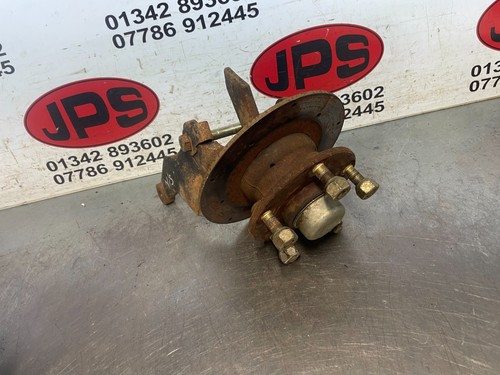 Front stud hub disc - front,