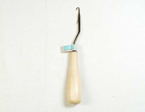 Rug making latch - rug, hooks