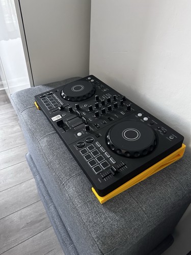 Stand for ddj flx - for, 4