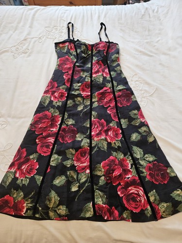 Bennett red floral print - red,