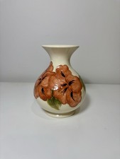 Moorcroft Hibiscus Vase 14.5cm