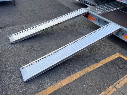 Heavy duty trailer ramps 2ft - heavy,