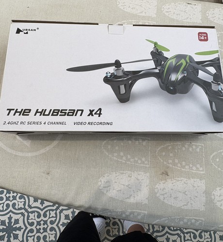 Hubsan h107c quadcopter - h107c,