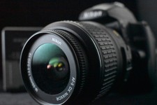 [1 Yr Warranty] Nikon D5000 Digital SLR Camera 12.3MP with Lens From Japan 7638