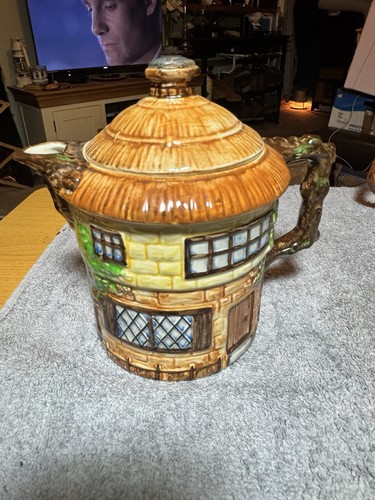 Tea pot cottage ware - tea, ware.