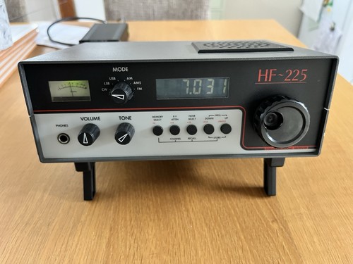 Lowe 225 communications - hf-225, hf