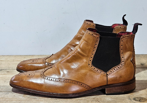 Jeffery west muse - muse, brown