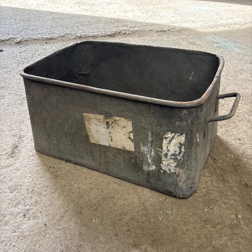 Vintage galvanised garden - galvanised,