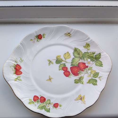 Vintage queens bone - bone, china