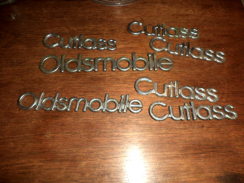Vintage car auto - auto, emblems