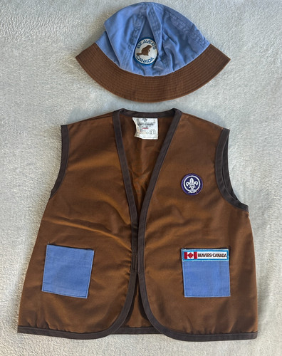 Vintage official scouts canada - vintage,