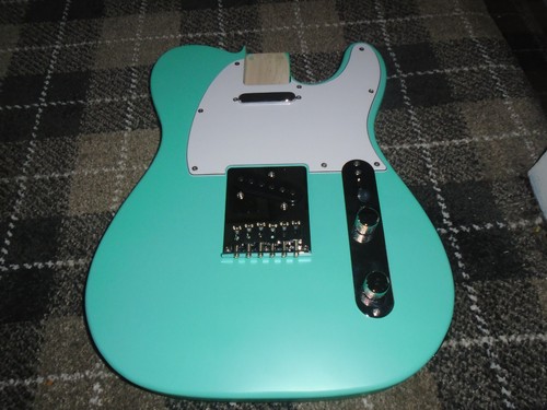 Squier telecaster body - –, –
