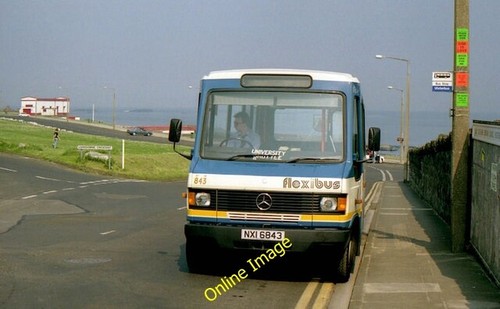 Photo 6x4 minibus portrush - minibus,, a