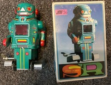 Vintage Spark Robot JMT36 Working Figurine Toy VERY  Collectible Orignal Box