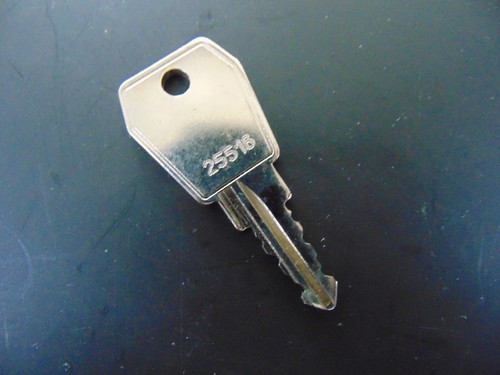 Original kamei replacement key - kamei,