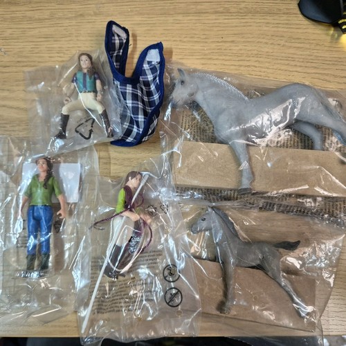 Schleich horse club riders - club,