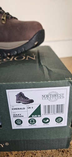 Northwest territory leather - territory,