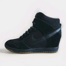 NIKE DUNK SKY HI ESSENTIAL