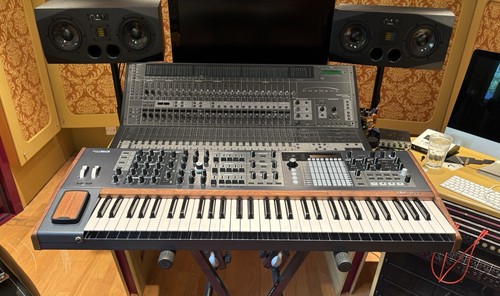 Arturia polybrute key - arturia, 61-key