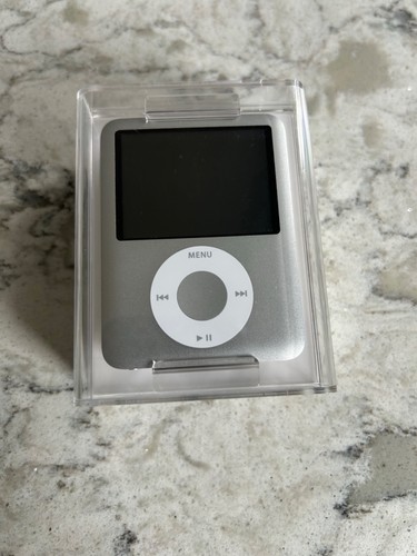 Ipod nano silver 8gb 3rd - ipod,