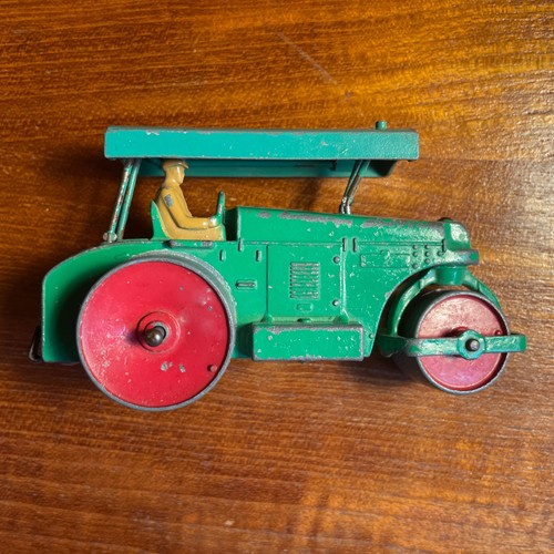 Dinky toys aveling barford - dinky,