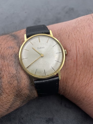 Vintage zodiac watch - watch, gold