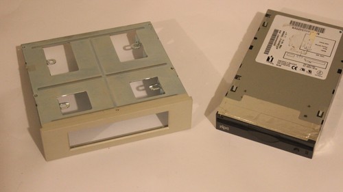 Iomega z100ide zip 100mb - zip, 3.5"