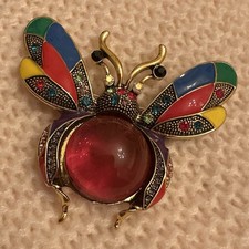 Gorgeous Extra Large Bee Brooch Brand New
