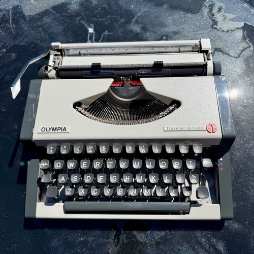 Vintage olympia traveller - olympia, de