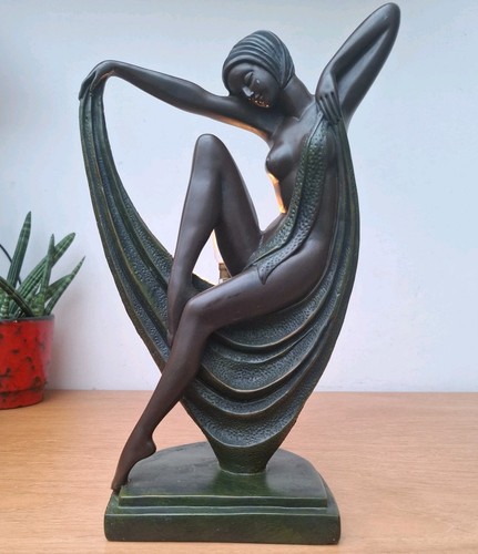 Vintage crosa art - crosa, style