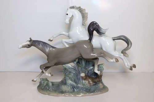 Lladro running horse two - horse,