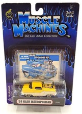 Muscle Machines 1/64 Scale Diecast 71161 03-01 - 1954 Nash Metropolitan
