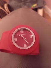 S. S. Com Watch With Slap On
