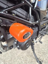 PAIR R&G ORANGE CRASH BUNGS