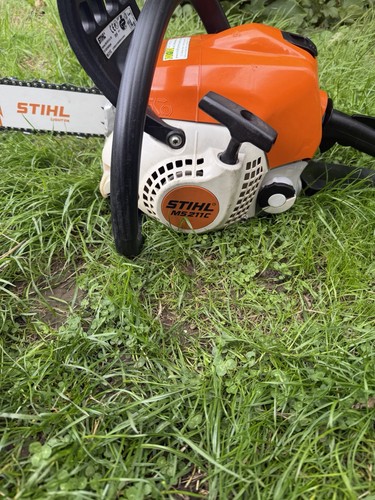 Stihl 211 chainsaw new - stihl,