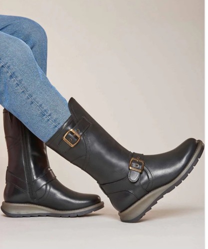 Moshulu women boots used - women’s,