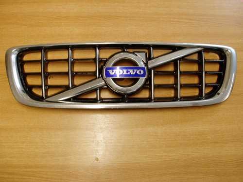 Volvo v70 radiator grille - ✅volvo,