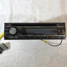 Sony CDX GT32W CD Player Radio  52W X 4 Selectable Sub Out Xplod 100dB+