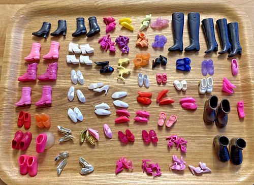 Vintage large bundle barbie - bundle,