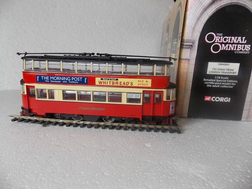 Feltham tram london - tram,,