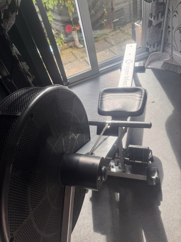 Roger black air rower - black,